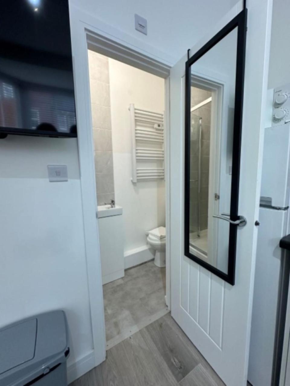 Studio Flat 2A Central كولوين باي المظهر الخارجي الصورة