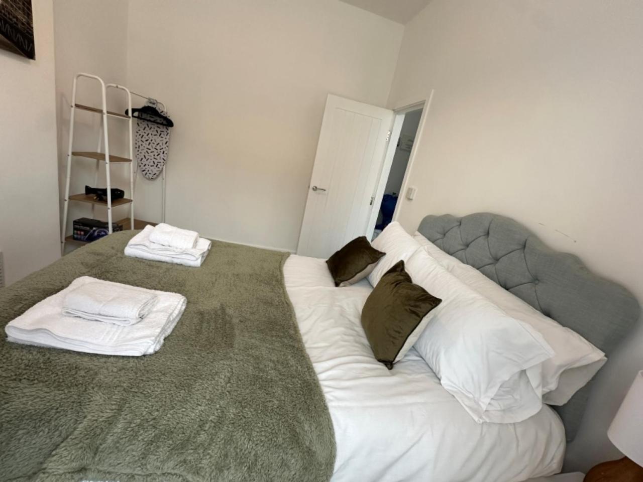 Studio Flat 2A Central كولوين باي المظهر الخارجي الصورة